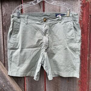 Men's Vineyard Vines Chino Shorts Flat Front Preppy 6” Inseam Olive green